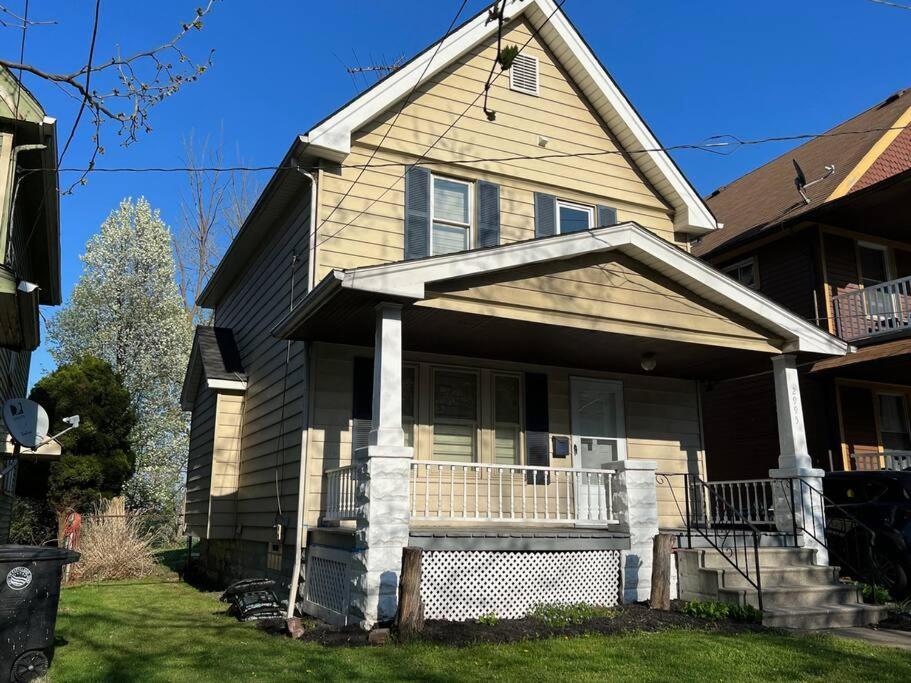 Trendy In Tremont, Cle Apartment Cleveland Exterior photo